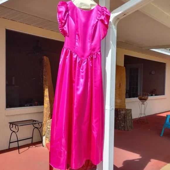 bubble gum pink formal dress Pretty in Pink Shift Dress main image 1